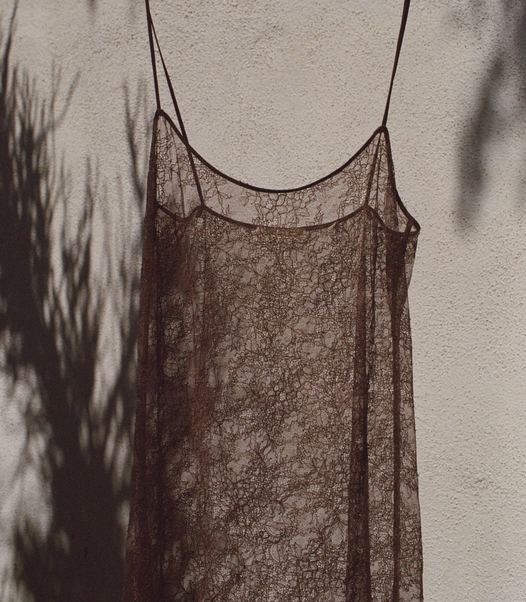 AMEDINE SLIP -- UMBER