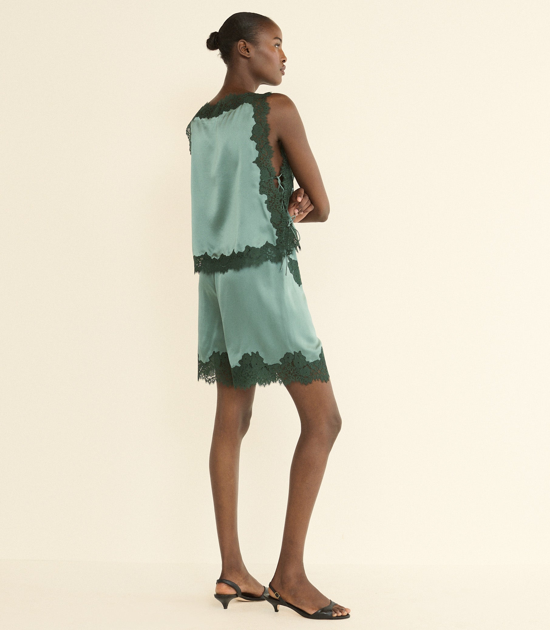 EVANIA TOP -- DULAC GREEN