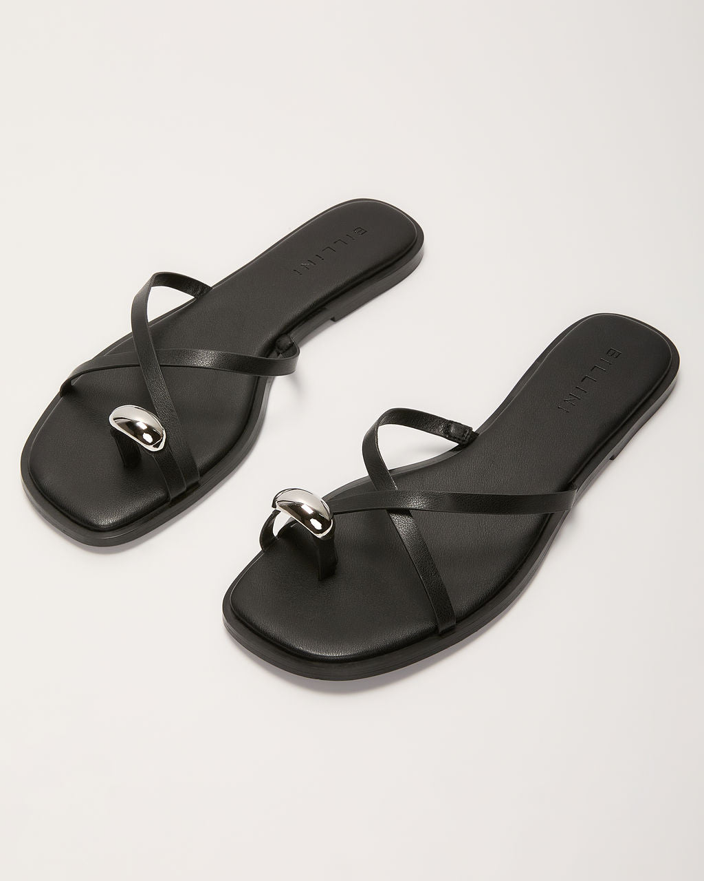 Poppie Toe Ring Sandals