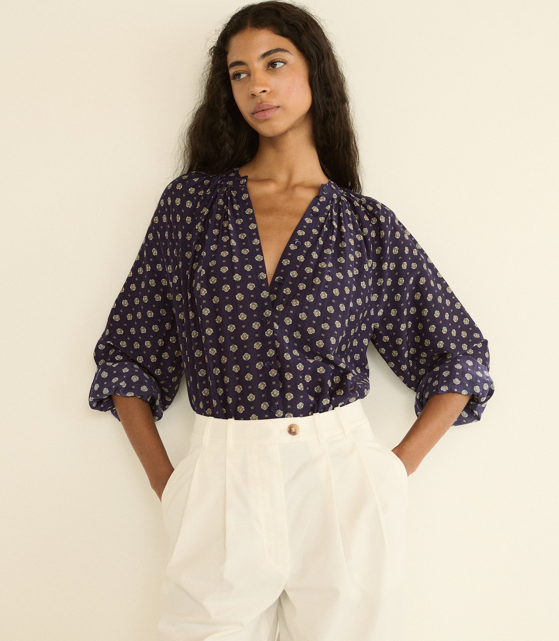 JULIENNE TOP -- NAVY CADIZ FOULARD
