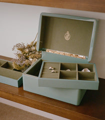 DÔEN & TROVE MINI TRUNK -- MINT GREEN