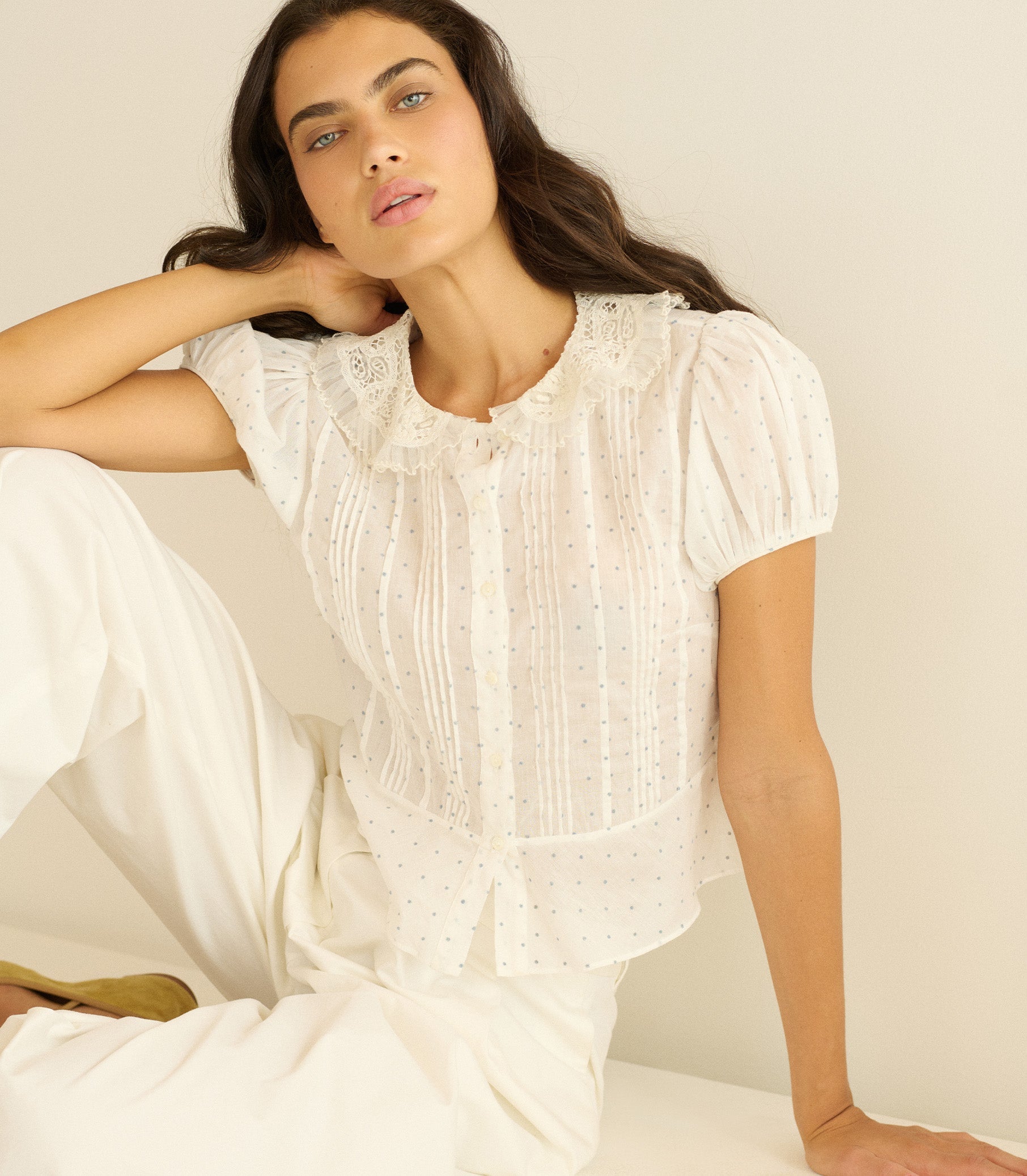OLETA TOP -- SALT FLOCK DOT